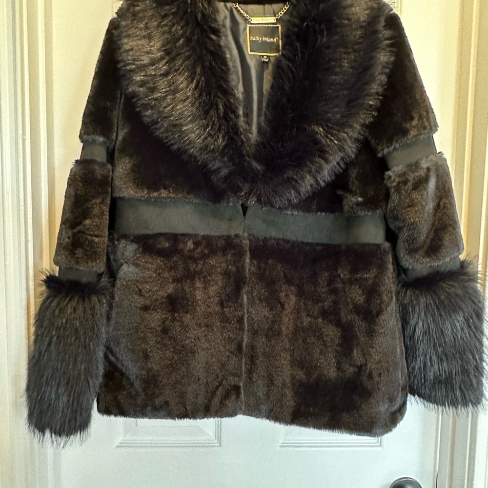 Kathy Ireland Black Teddy Jacket